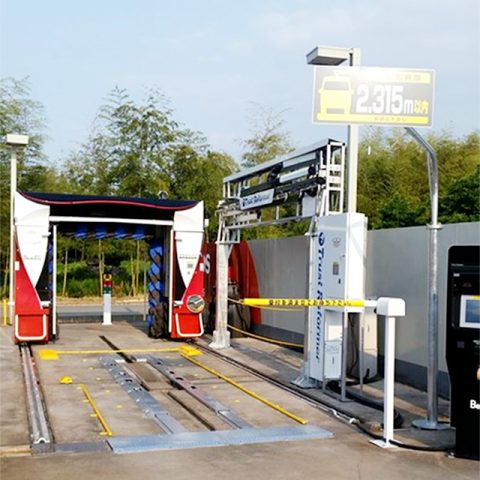 洗車(機械) 洗車(機械)